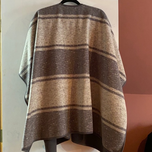 Overthrow - Picture 3 of 3